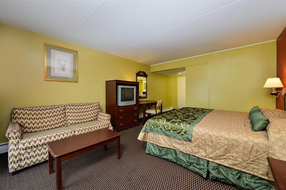 Center Street Value Inn Оберн Экстерьер фото